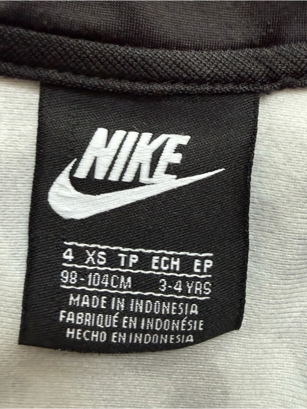 Nike Red, Black & Gray Kids Track Jacket 3 Sets - Picture 6 of 6